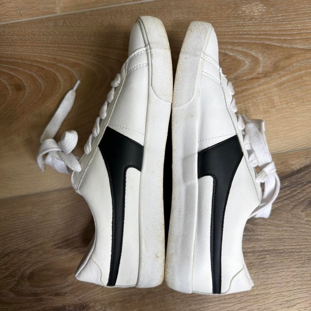Rachel Zoe Genuine Leather Sneakers White Casual Clean Girl Shoes 9.5 Minimalist - Picture 2 of 7